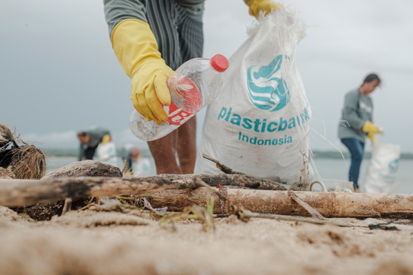 Plastic Bottle Collected in Bali Indonesia_Nov.2021